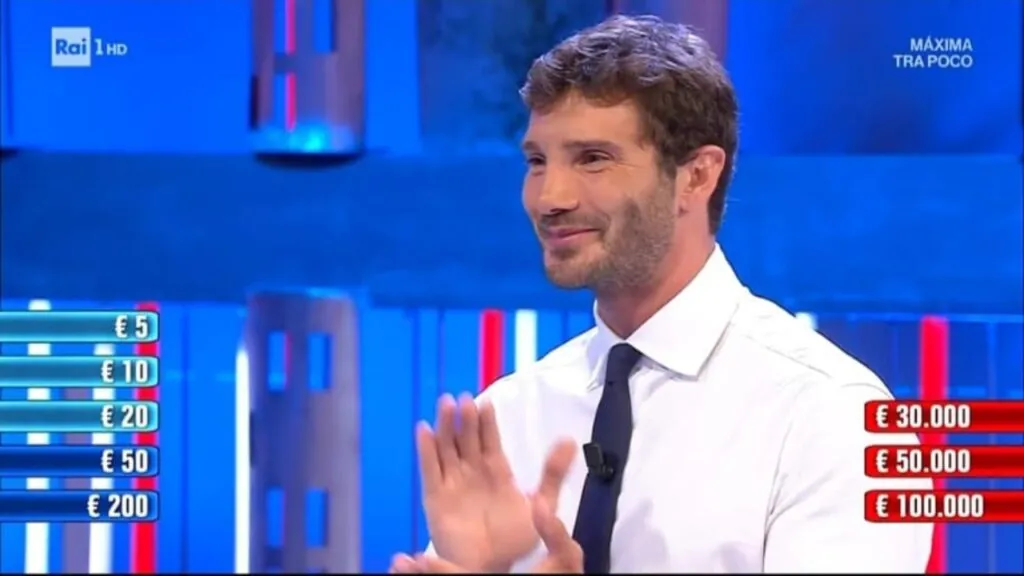 affari-tuoi-stefano-de-martino-rai1-1024x576.jpg-1