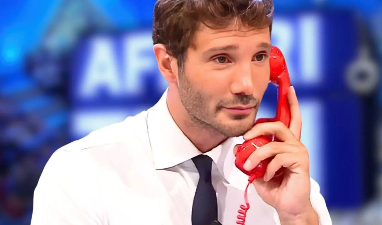 affari-tuoi-stefano-de-martino